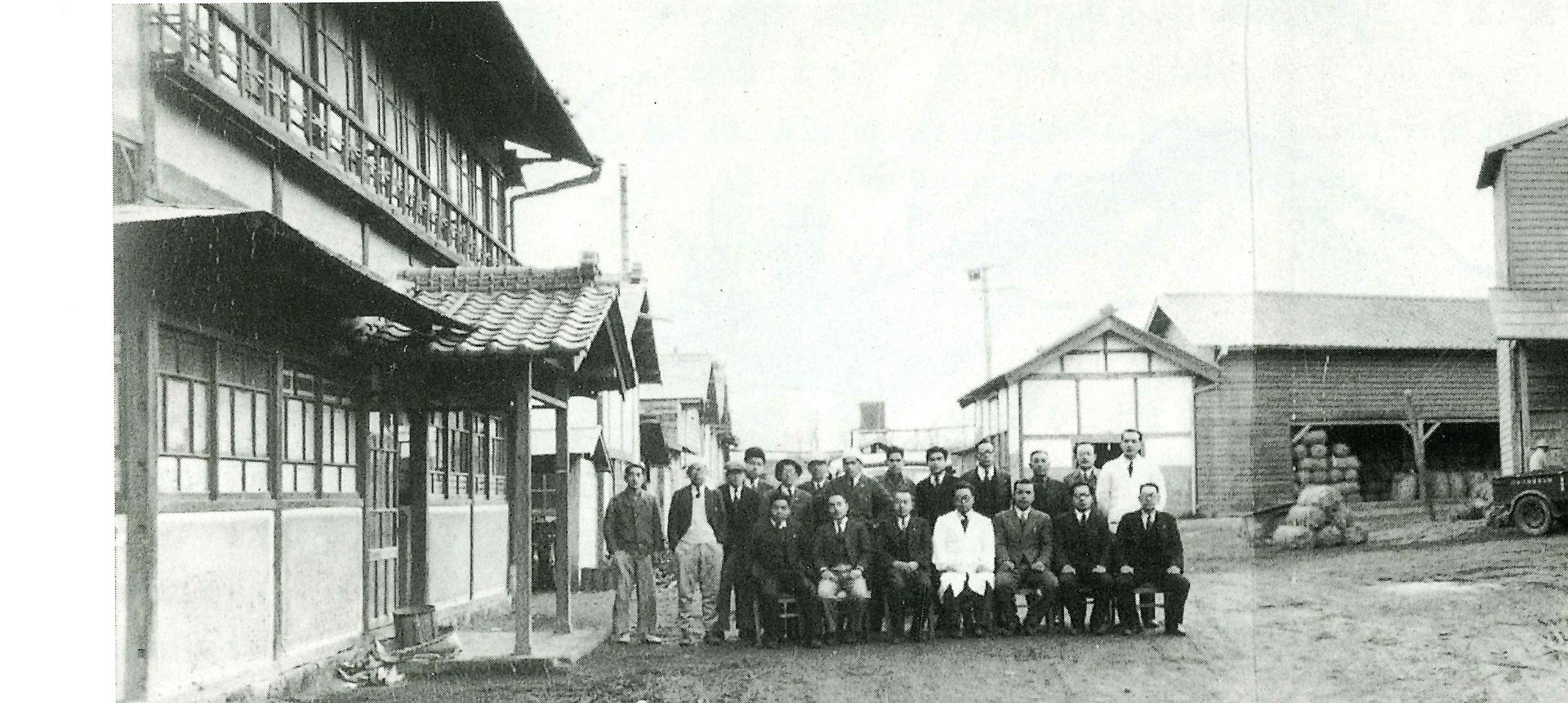 Hakubaku Original Building (2c)