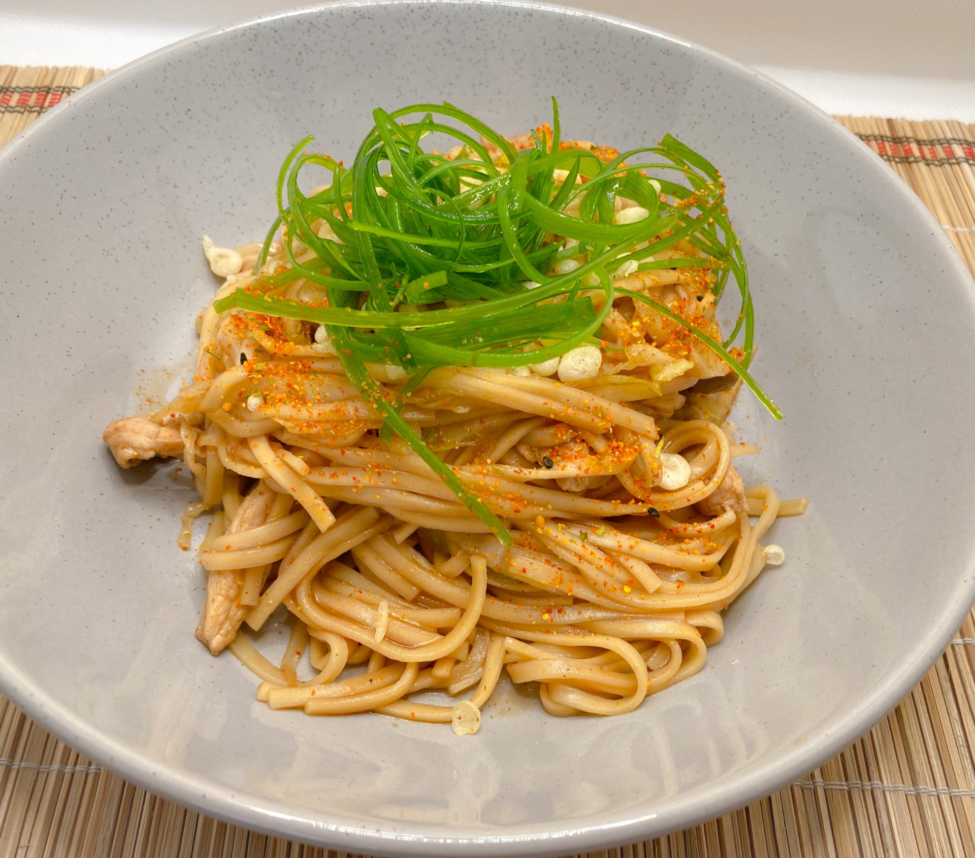 Yakisoba with Pork and Spring Onions - Hakubaku - The Kokumotsu Company